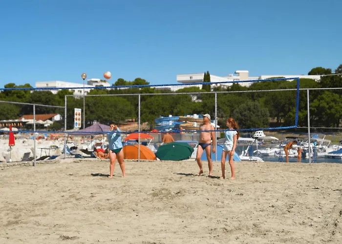 Tatil parkı Easyatent Safari Tent Zelena Laguna