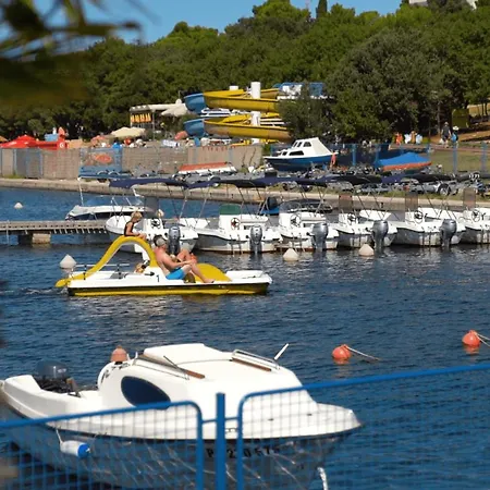 Park za odmor Easyatent Safari Tent Zelena Laguna 4*