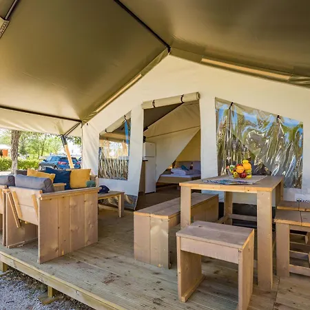 Holiday park Easyatent Safari Tent Zelena Laguna 4*