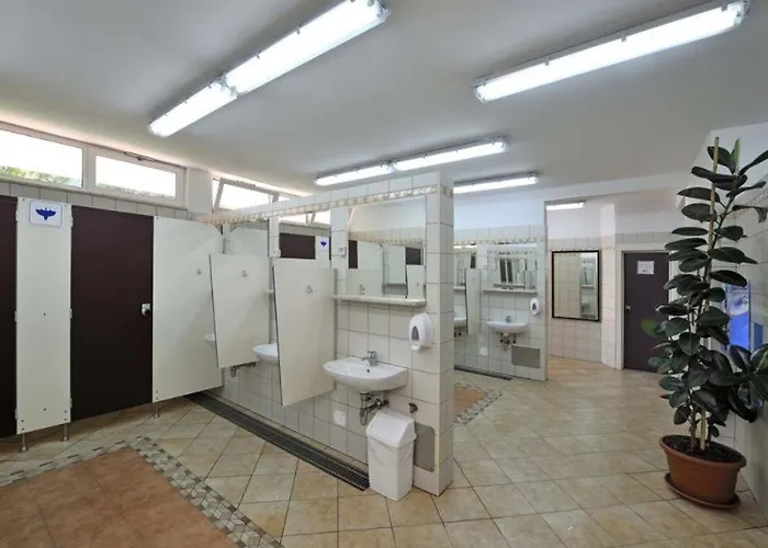 Easyatent Safari Tent Zelena Laguna 4* 波雷奇