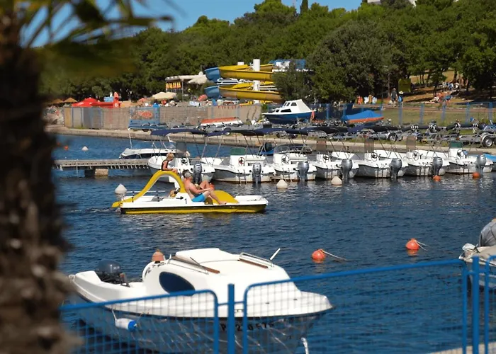 Vakantiepark Easyatent Safari Tent Zelena Laguna 4*