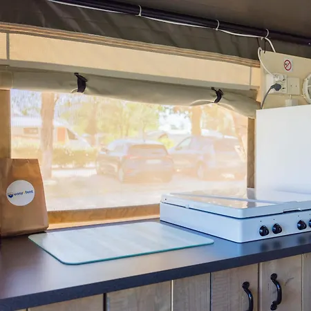 Easyatent Safari Tent Zelena Laguna ホリデーパーク